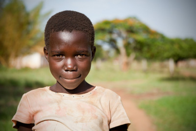 Young girl in Alenga, Ugnada - Note Karacel